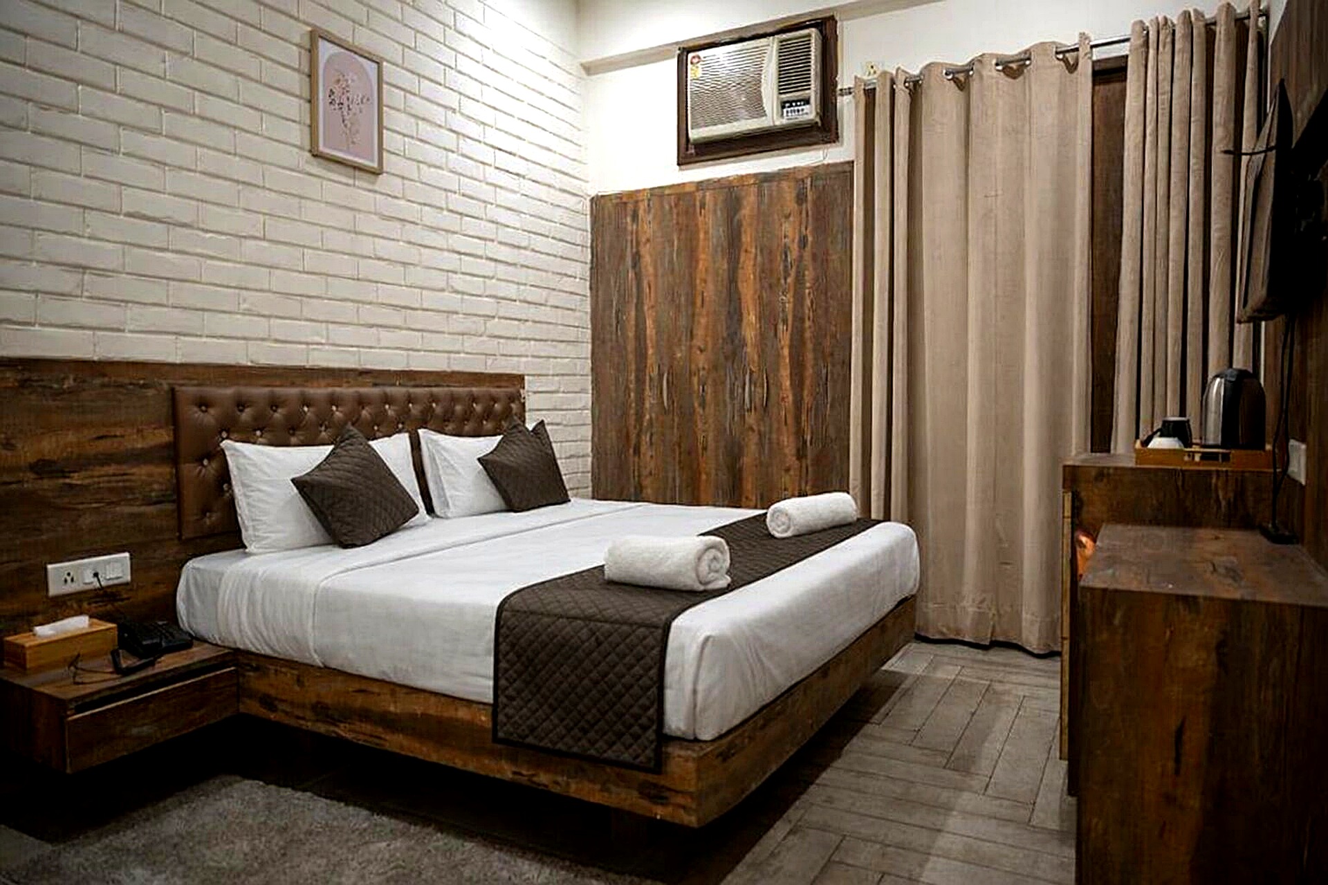 Gallery - S42 Deluxe Room